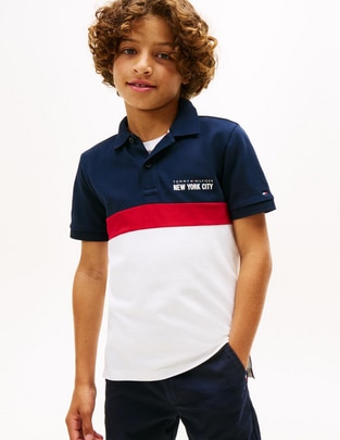 Playera tipo polo de algodón para niño