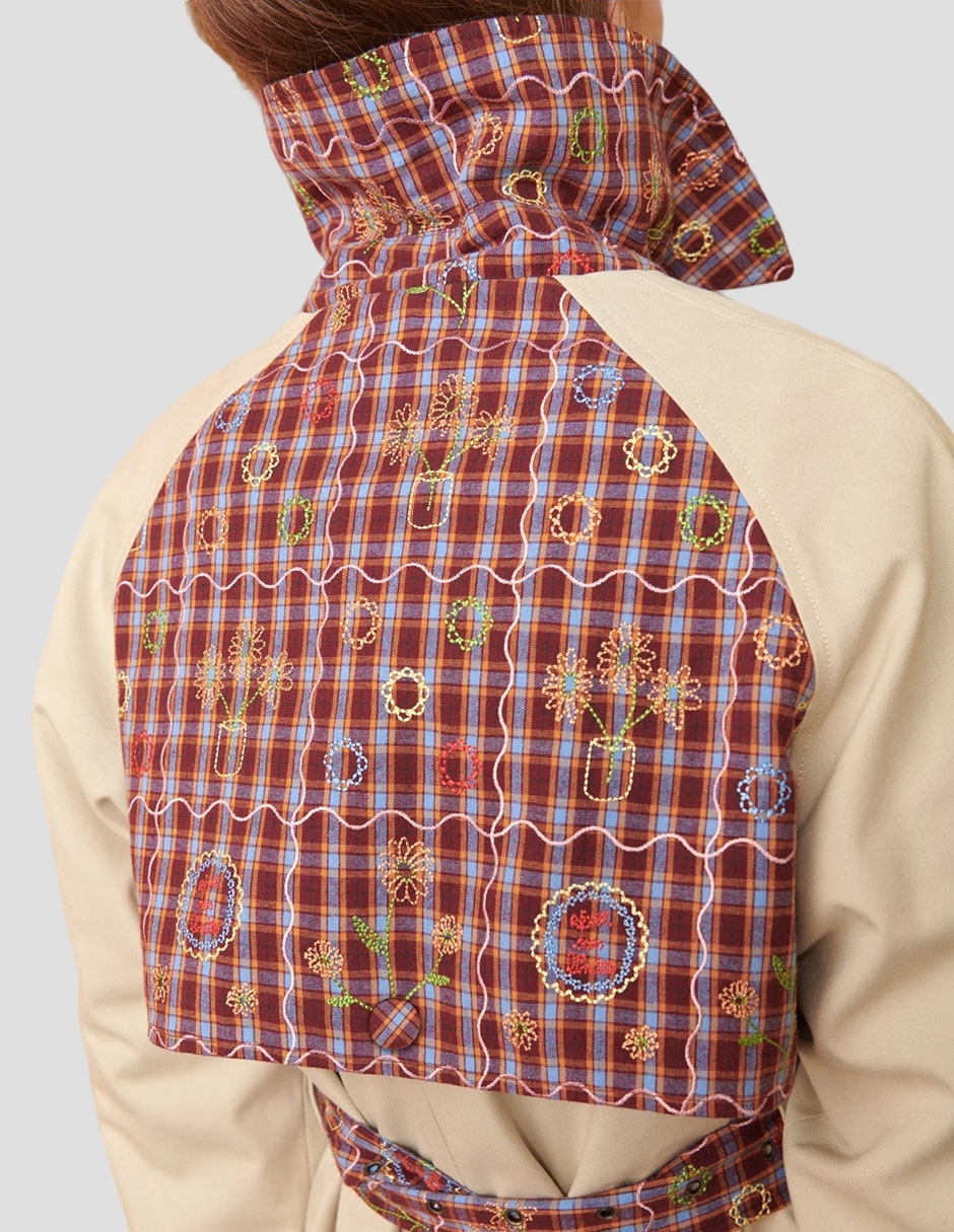Gabardina con bolsillos para mujer 6