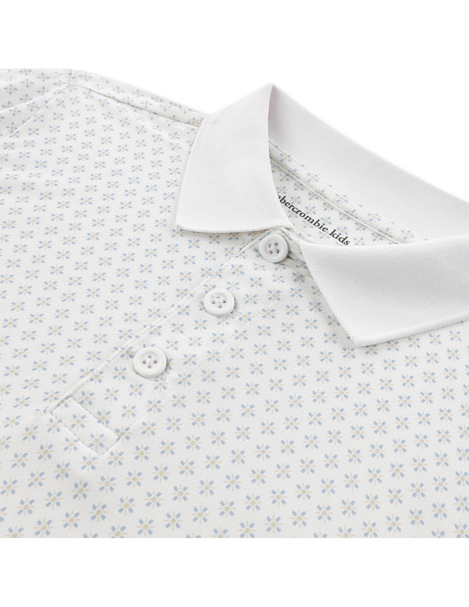 Playera tipo polo para niño 4